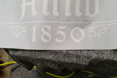 Vorne_Bau_80